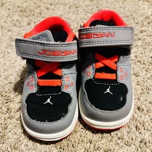 Jordan Kids Sneakers - Gray and Red